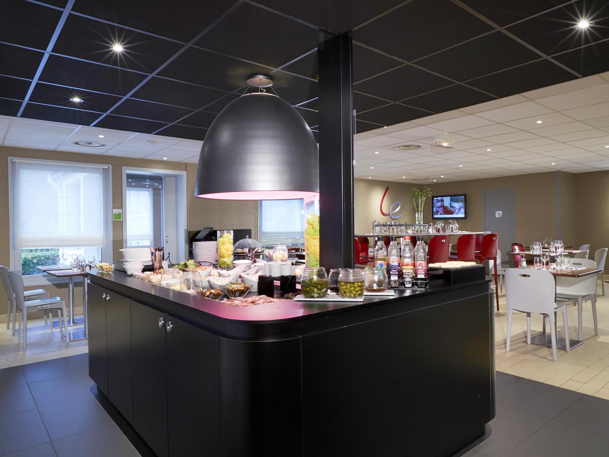 Campanile Montesson - Le Vesinet Hotel Kültér fotó