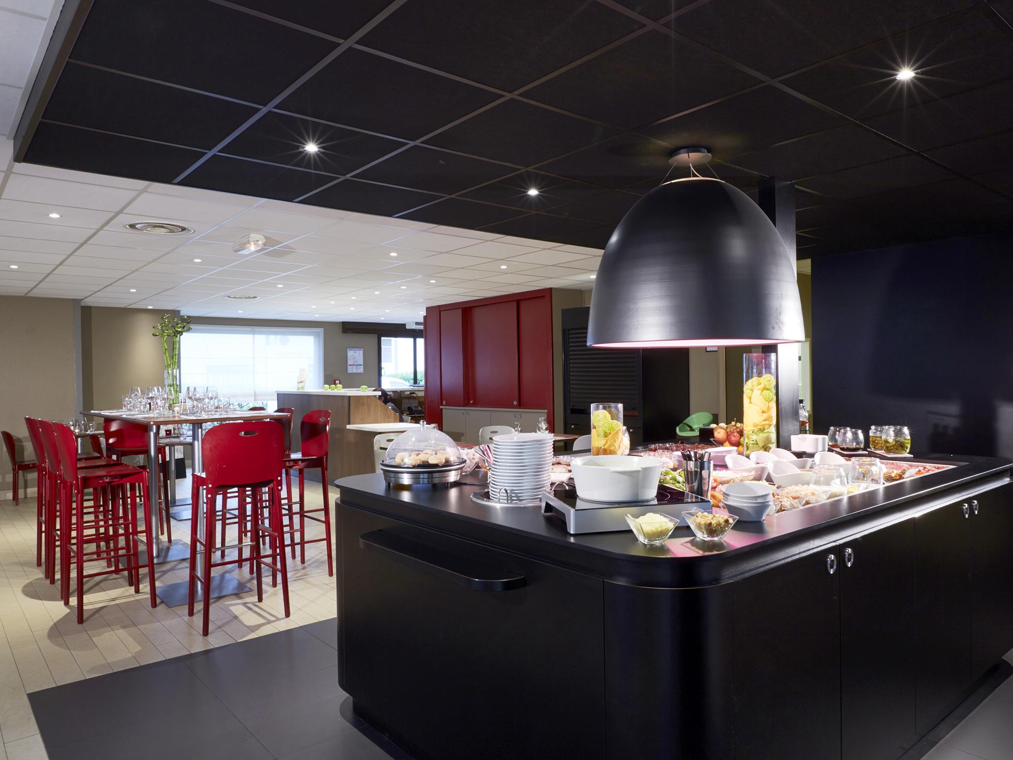 Campanile Montesson - Le Vesinet Hotel Kültér fotó