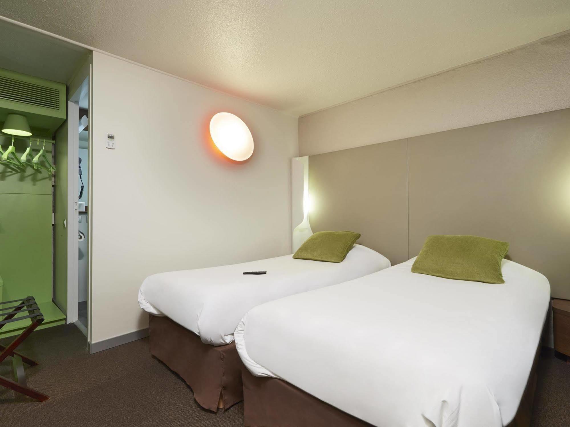 Campanile Montesson - Le Vesinet Hotel Kültér fotó